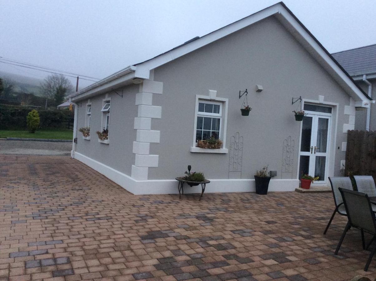 Glenvale Self Catering Pension Riverstown  Buitenkant foto